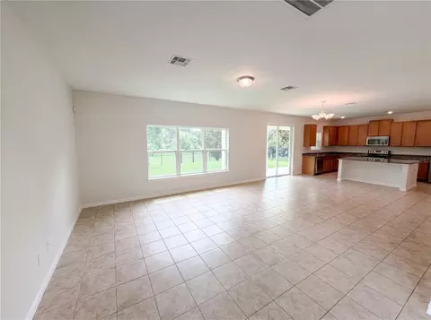 Living - 811 Maple Leaf Loop, Winter Springs, FL 32708 photo 4 of 4