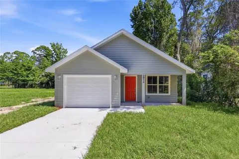 925 NE 19th St, Gainesville, FL 32641