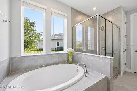 Bath - 128 Windwalker Dr, Saint Augustine, FL 32092 photo 3 of 9