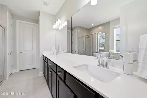 Bath - 128 Windwalker Dr, Saint Augustine, FL 32092 photo 2 of 9