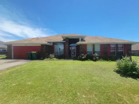 2382 Barberee Dr, Crestview, FL 32536