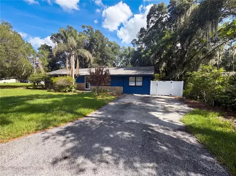 820 E Wisconsin Ave, Deland, FL 32724