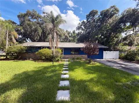 820 E Wisconsin Ave, Deland, FL 32724
