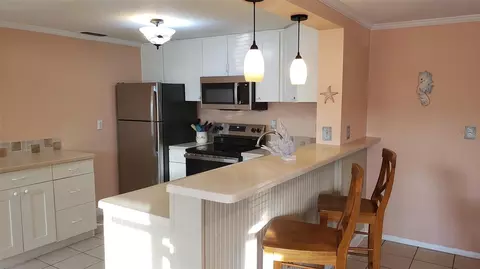 Kitchen - 375 Terrapin, Venice, FL 34293 photo 1 of 4