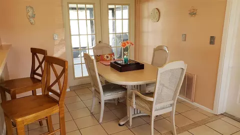 Dining - 375 Terrapin, Venice, FL 34293 photo 1 of 1