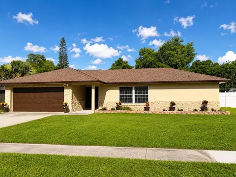 1016 Manchester Cir, Winter Park, FL 32792