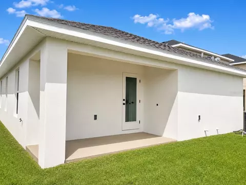 Exterior - 7569 Bent Tree Loop, Saint Cloud, FL 34771 photo 4 of 5