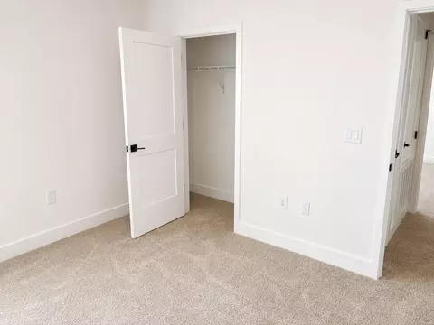 Bedroom - 7569 Bent Tree Loop, Saint Cloud, FL 34771 photo 2 of 2