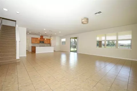 Living - 2610 Mead Ave, Saint Cloud, FL 34771 photo 2 of 6