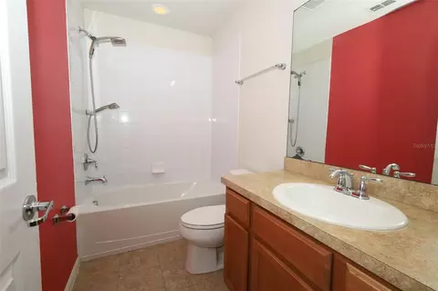 Bath - 2610 Mead Ave, Saint Cloud, FL 34771 photo 3 of 5