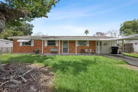 102 Cosmos Dr, Orlando, FL 32807
