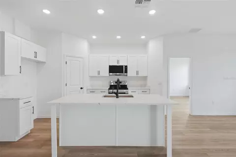 Kitchen - 7 Pine Course Trl, Ocala, FL 34472 photo 3 of 3