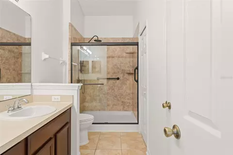 Bath - 8744 Danforth Dr, Windermere, FL 34786 photo 2 of 4