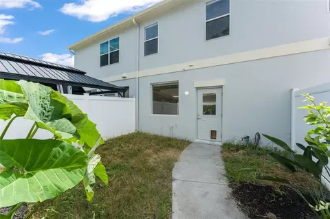 Exterior - 8744 Danforth Dr, Windermere, FL 34786 photo 4 of 5
