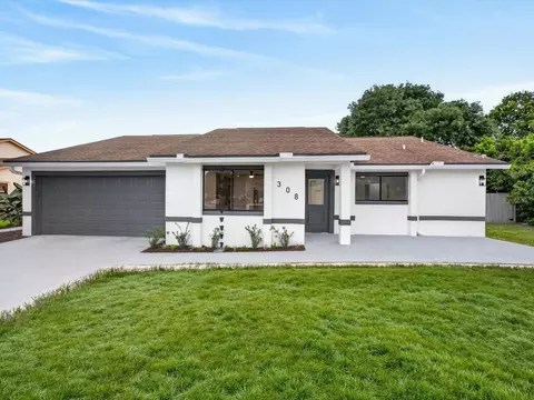 308 S Shadow Bay Dr, Orlando, FL 32825