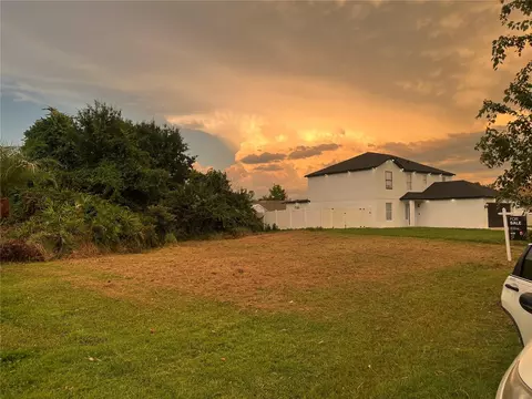 808 Halifax Dr, Kissimmee, FL 34758