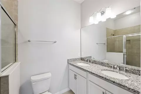 Bath - 841 Underwood Ave, Saint Cloud, FL 34771 photo 2 of 3