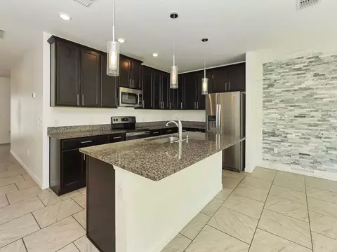 Kitchen - 2919 Parkfield Rd, Saint Cloud, FL 34772 photo 1 of 6