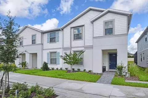 2414 Dubai St, Kissimmee, FL 34747