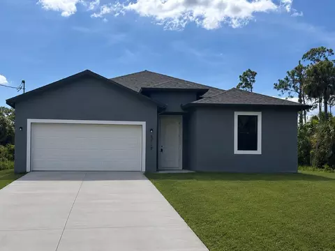3117 Memphis Ln, Labelle, FL 33935