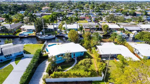 2631 Key Largo Ln, Fort Lauderdale, FL 33312