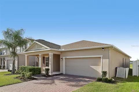 Exterior - 5585 Vigo Loop, Saint Cloud, FL 34771 photo 3 of 13