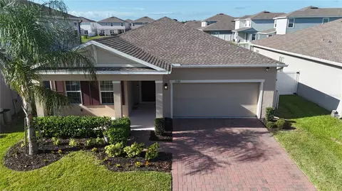 Exterior - 5585 Vigo Loop, Saint Cloud, FL 34771 photo 9 of 13