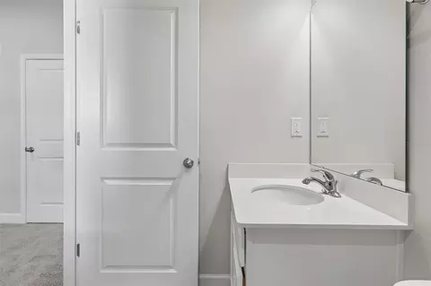 Bath - 5585 Vigo Loop, Saint Cloud, FL 34771 photo 4 of 5