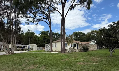 465 Briarcliff Ave, Eustis, FL 32726