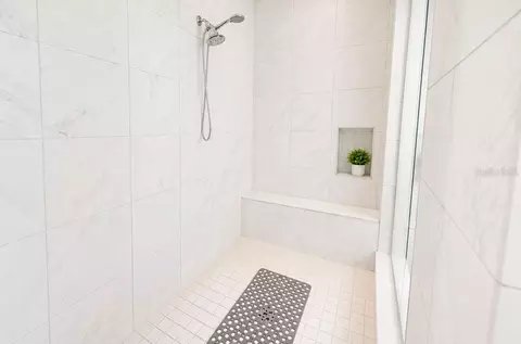 Bath - 2822 Bigleaf Maple Dr, Ocoee, FL 34761 photo 2 of 3