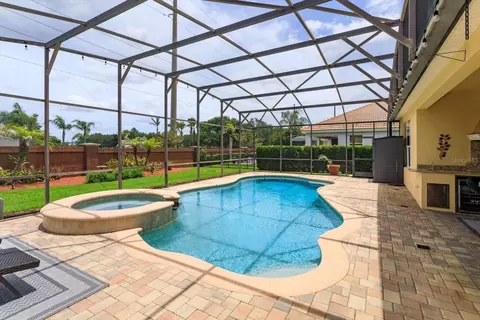 Exterior - 2759 Maria Isabel Ave, Ocoee, FL 34761 photo 2 of 11