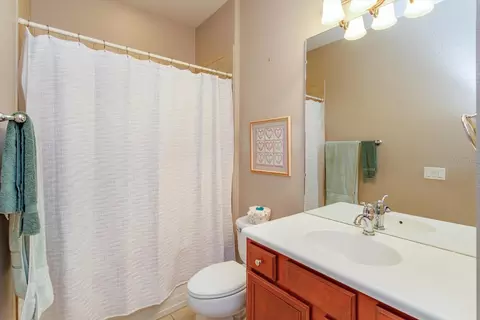 Bath - 2759 Maria Isabel Ave, Ocoee, FL 34761 photo 3 of 3