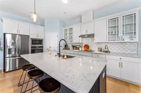 Kitchen - 798 Middleton St, Debary, FL 32713 photo 3 of 3