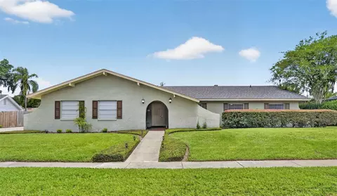 151 White Oak Cir, Maitland, FL 32751