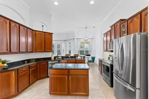 Kitchen - 3426 Kentshire Blvd, Ocoee, FL 34761 photo 3 of 4