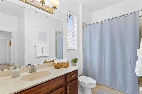Bath - 3426 Kentshire Blvd, Ocoee, FL 34761 photo 3 of 4