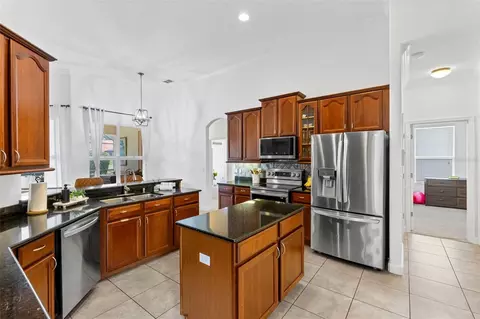 Kitchen - 3426 Kentshire Blvd, Ocoee, FL 34761 photo 4 of 4
