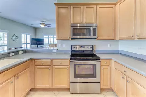 Kitchen - 1643 Shonnora Dr, Gotha, FL 34734 photo 3 of 5