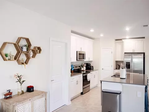 Kitchen - 2949 Muller Oak Loop, Ocoee, FL 34761 photo 1 of 7