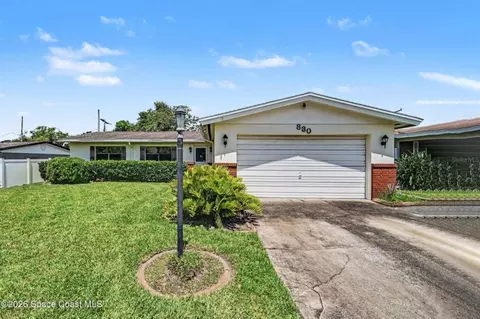 830 Hillcrest Ave, Titusville, FL 32796