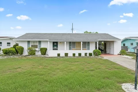 816 Oakmont Ave, Sun City Center, FL 33573
