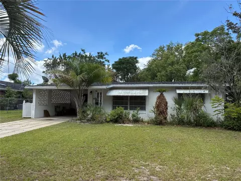 213 Colomba Rd, Debary, FL 32713