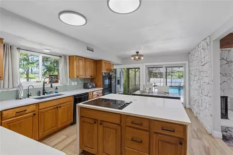 Kitchen - 3181 Whisper Wind Dr, Saint Cloud, FL 34771 photo 2 of 4