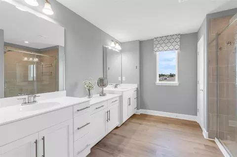Bath - 3009 Robles Rd, Clermont, FL 34711 photo 1 of 5