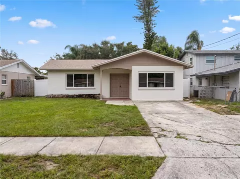 1431 Coburn Dr, Tarpon Springs, FL 34689