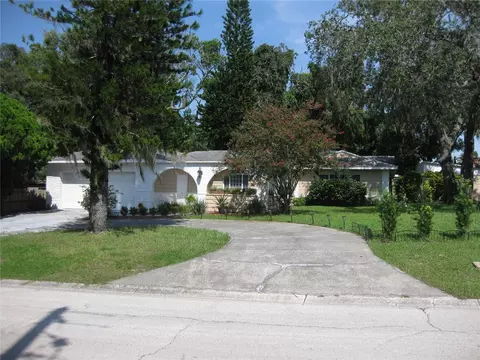 7026 Lenape Cir, New Port Richey, FL 34653