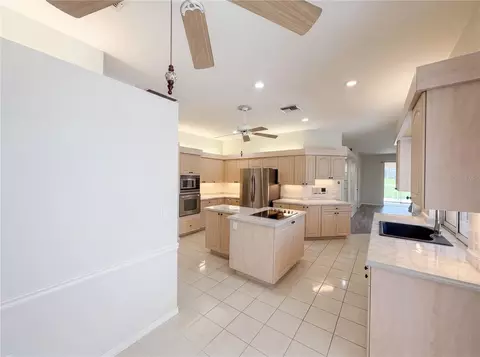 Kitchen - 3608 Creekside Dr, Sebring, FL 33875 photo 2 of 2