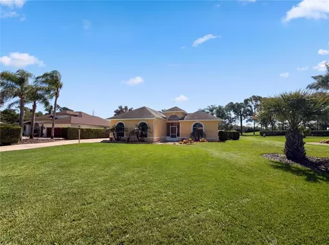 Exterior - 3608 Creekside Dr, Sebring, FL 33875 photo 3 of 6