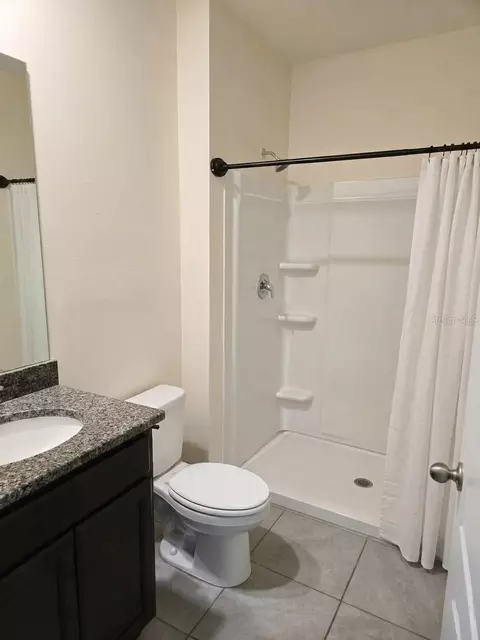 Bath - 2450 Taloncrest Ct, Eagle Lake, FL 33839 photo 1 of 4