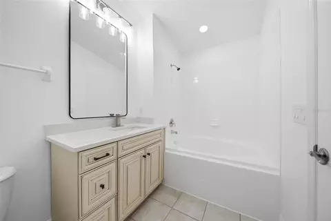 Bath - 8821 Danforth Dr, Windermere, FL 34786 photo 4 of 5